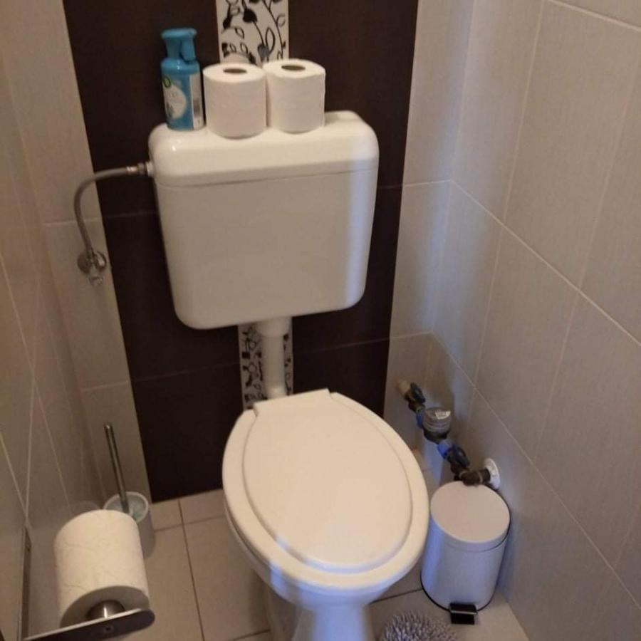 Tahiti Apartman Hajduszoboszlo Luaran gambar