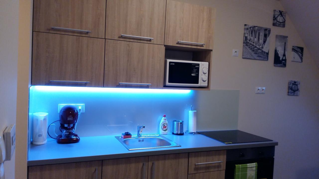 Tahiti Apartman Hajduszoboszlo Luaran gambar